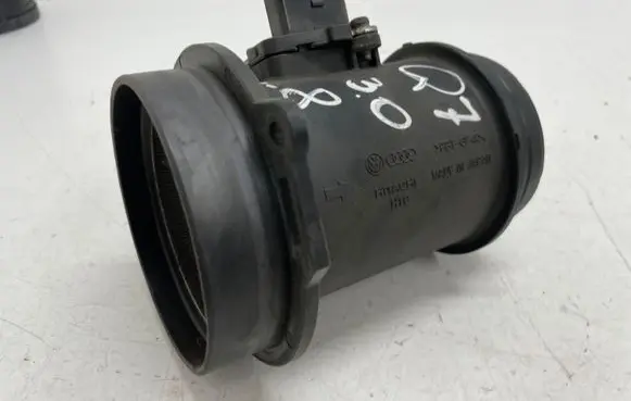 Audi Q7 4L Mass air flow meter 059906461K