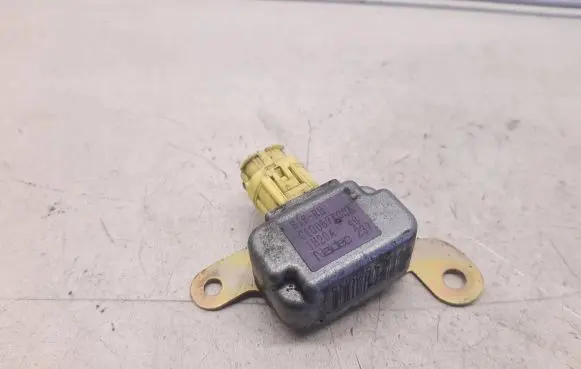 Mazda Premacy Airbag deployment crash/impact sensor C10057KC0A 1H20A