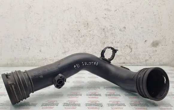Volkswagen PASSAT B6 Intercooler hose/pipe 1K0145770D