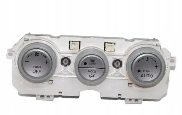Mazda 6 Climate control unit E0002C