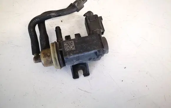 Skoda Superb B6 (3T) Turbo solenoid valve cg34011464a