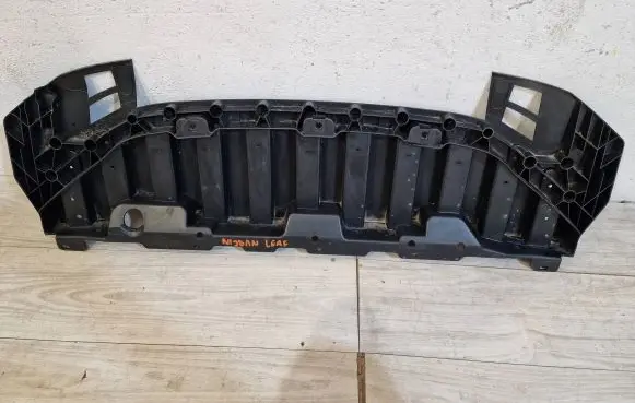 Nissan Leaf II (ZE1) Front bumper skid plate/under tray 626635SH0A
