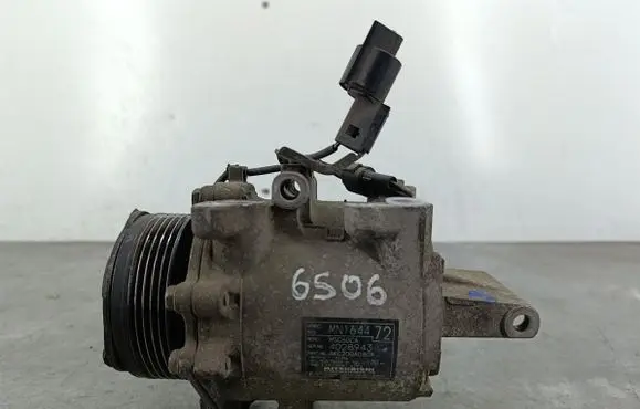 Mitsubishi Colt Air conditioning (A/C) compressor (pump) MN164472