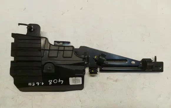 Peugeot 408 P54 Rear bumper mounting bracket 985025480
