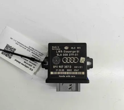 Audi A8 S8 D3 4E Light module LCM 8P0907357D 5LA00837901
