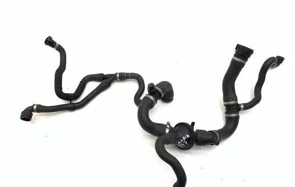 BMW 4 F32 F33 Engine coolant pipe/hose 6601544 4615722