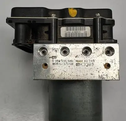 Mazda MX-5 NC Miata ABS Pump 0265235616