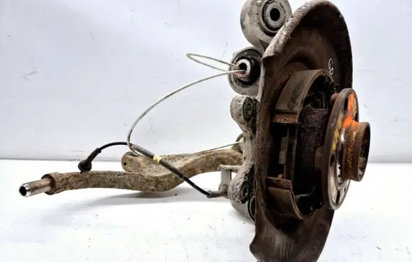Volvo XC70 Rear wheel hub spindle/knuckle 9200624