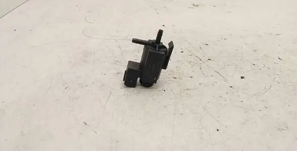BMW 3 E46 Turbo solenoid valve 72234100 1742712 02T029
