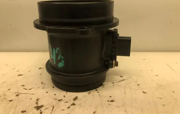 Porsche Cayenne (92A) Mass air flow meter 95560612350
