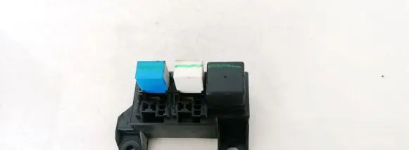 KIA Sorento Fuse box set 9522517000 95225-17000