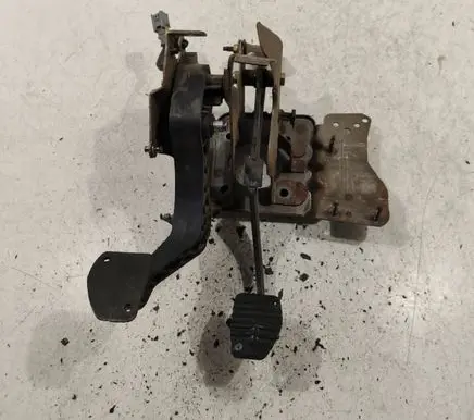 Peugeot 307 Pedal assembly 9650774380