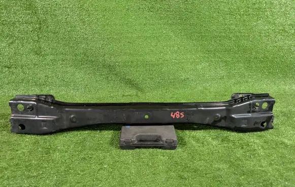 Honda CR-V Rear bumper support beam 