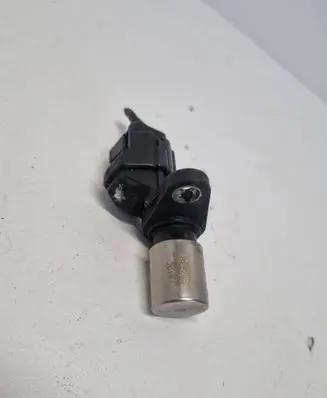 Toyota Avensis T250 Crankshaft position sensor 9091905012 0296000251