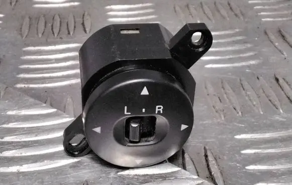 Mazda 626 Wing mirror switch