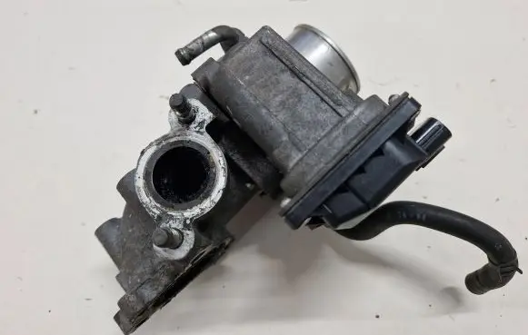 Mazda CX-7 Throttle valve R2AA136B0 03M19H 007100090