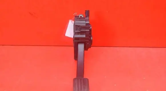 Ford S-MAX Accelerator throttle pedal 9F836