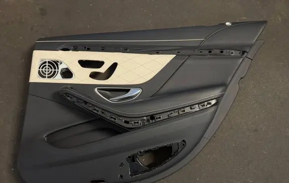 Mercedes-Benz S W222 Coupe rear side trim panel 
