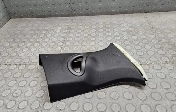 BMW i4 (B) pillar trim (top) 8096442