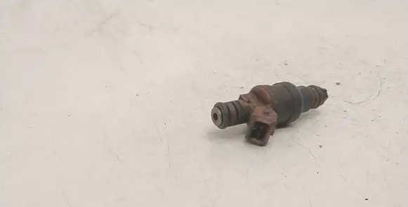 BMW 7 E38 Fuel injector 0280150778