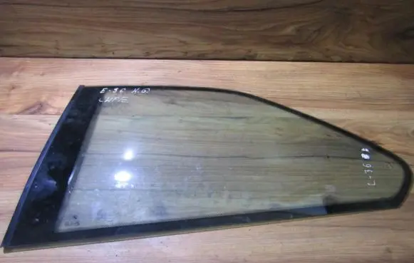 BMW 3 E36 Rear side window