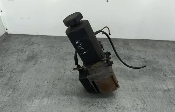 Mercedes-Benz A W168 Power steering pump 23100801