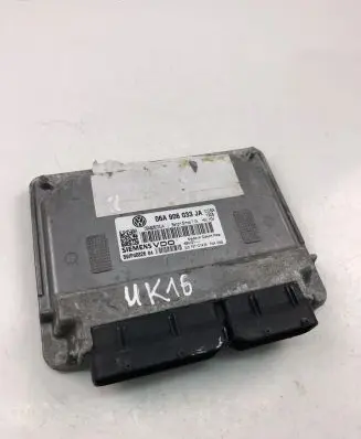 Volkswagen Golf V Engine control unit/module ECU 06A906033JA