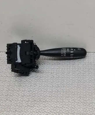 Suzuki Grand Vitara II Wiper control stalk