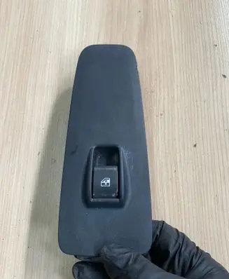 Peugeot Boxer Electric window control switch 07355329060