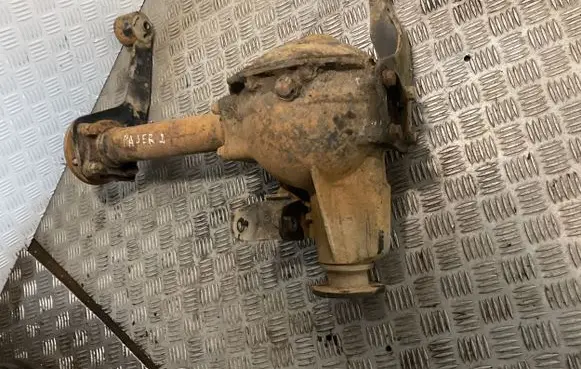 Mitsubishi Pajero Front differential 
