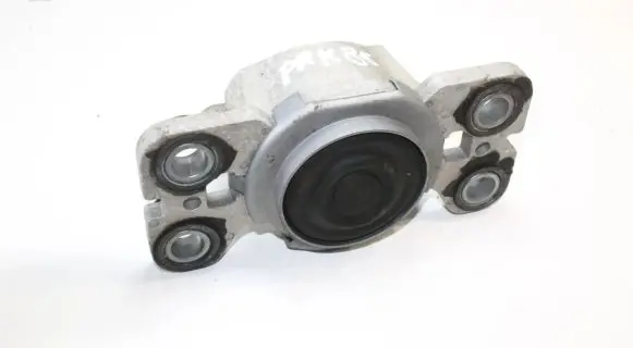Land Rover Range Rover Evoque L538 Engine mount bracket BJ327M121AC