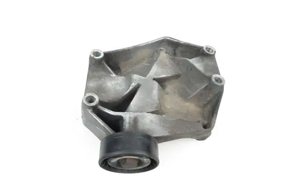 Opel Vectra C A/C compressor mount bracket 55187675