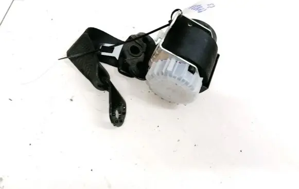 Volkswagen Polo IV 9N3 Rear seatbelt 6Q0857806A E904167054