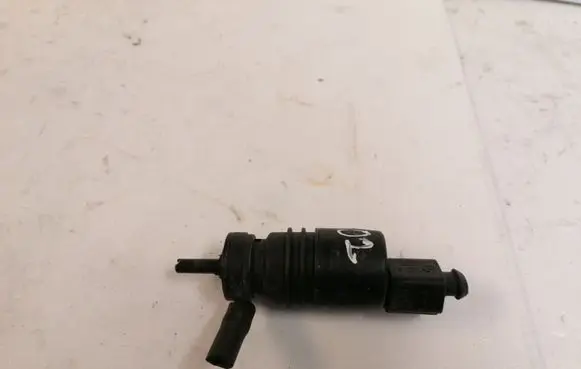 Mercedes-Benz ML W163 Windscreen/windshield washer pump