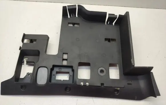 Mercedes-Benz ML W164 Dashboard lower bottom trim panel A1646809217