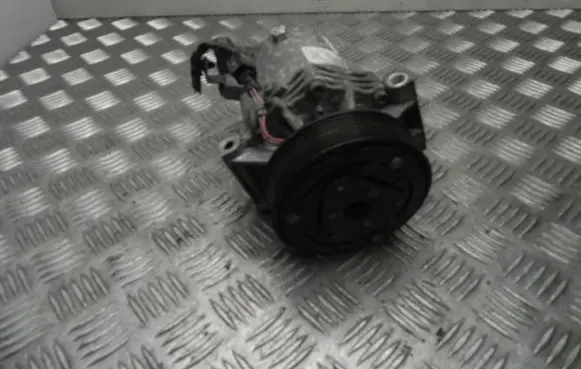 Nissan Leaf I (ZE0) Air conditioning (A/C) compressor (pump) 926003ZL1A