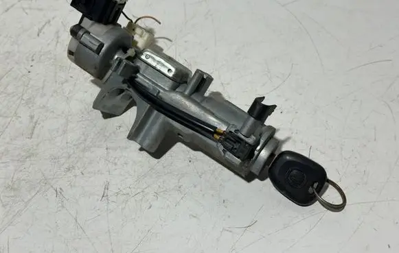 Fiat Sedici Ignition lock
