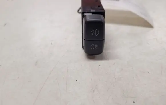 Fog light switch