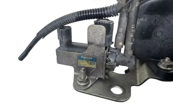 Mazda 6 Turbo solenoid valve R2AA 1397000700