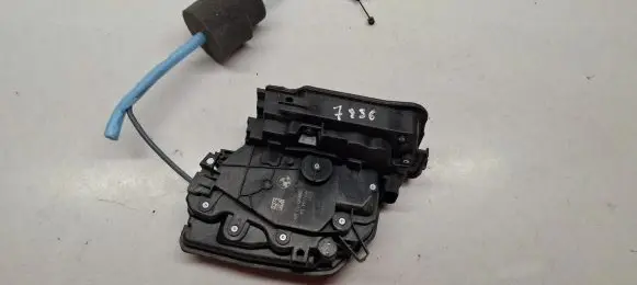 BMW X3 G01 Front door lock 9492094 51219492094