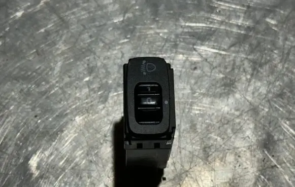 Citroen C-Crosser Headlight level height control switch