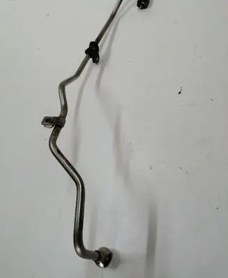 Coolant pipe/hose