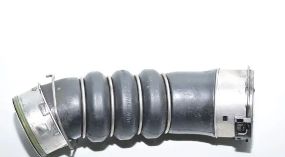 BMW 1 E81 E87 Intercooler hose/pipe 7797480