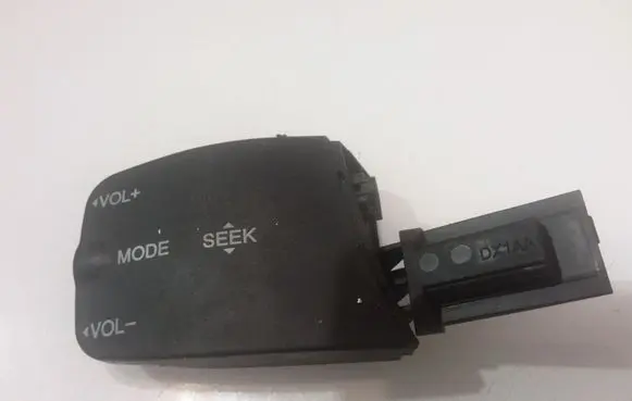 Ford Focus Multifunctional control switch/knob 3M5T14K147AD