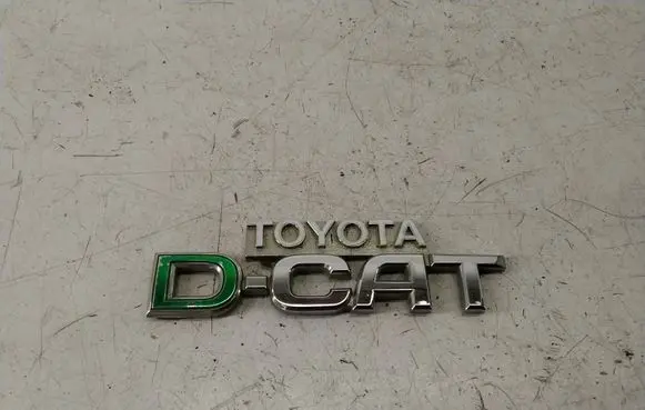 Toyota Avensis T250 Manufacturer badge logo/emblem 