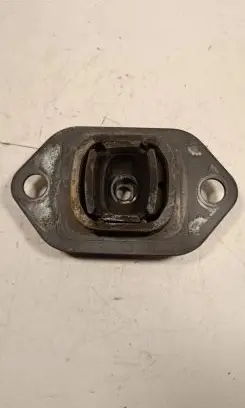 Nissan X-Trail T32 Engine mount bracket 4BB0A