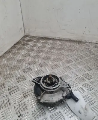 Audi A6 S6 C6 4F Vacuum pump 057145100