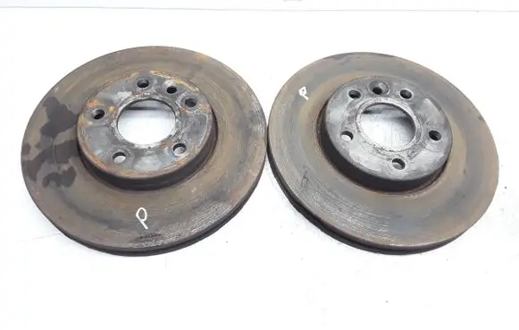 Volvo V40 Front brake disc