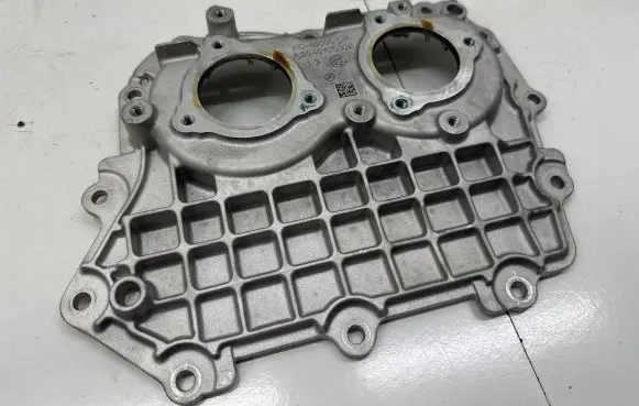 Mercedes-Benz C W206 Rocker cam cover A2540100108
