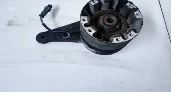 Iveco Daily 30.8 - 9 Viscous fan clutch 504034532